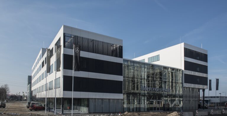 hoofdkantoor Mercedes-Benz Nederland