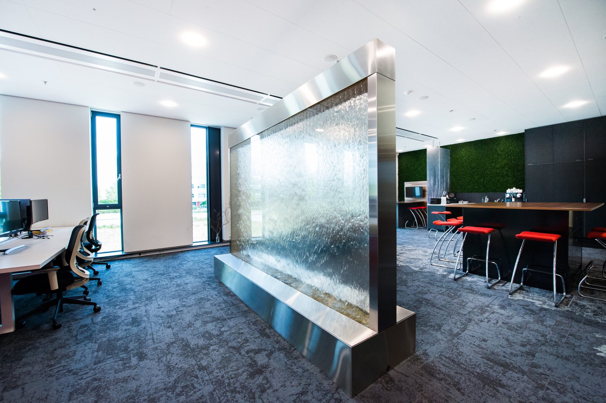 Europese hoofdkantoor Poly